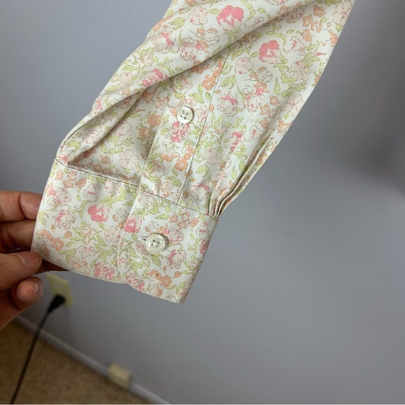 LL Bean Cream and Pink Floral Casual Button Down Shirt Size Large - Picture 5 of 10